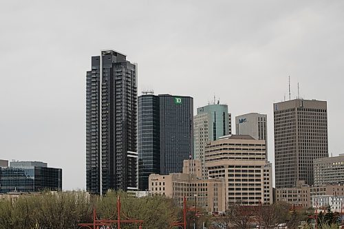 BROOK JONES / WINNIPEG FREE PRESS
Apartments pictued at 300 Main Street (Left: tallest building) in Winnipeg, Man., Friday, May 12, 2023. 