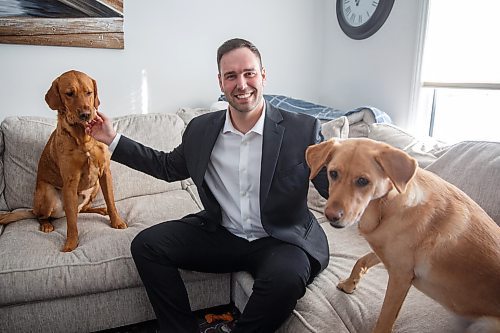 MIKE DEAL / WINNIPEG FREE PRESS
Ben Carr, at his home with his two golden retrievers, is seeking the Liberal nomination in Wpg South Centre, and hopes to replace his late father, Jim Carr, as the riding’s Liberal MP.
See Carol Sanders story
230202 - Thursday, {month name} 02, 2023.