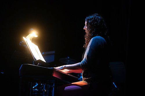 Mike Sudoma/Winnipeg Free Press
Music Director Rachel Cameron rehearses with he actors Friday while on of The Prom put on by local production company Dry Cold Friday afternoon
May 15, 2023