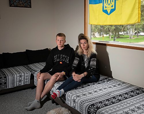 JESSICA LEE / WINNIPEG FREE PRESS

Hanna Sidorchenko (right) and her son Rostyslav, 18, are photographed at friend Oksana Lazarenko&#x2019;s home May 18, 2023. Sidorchenko came to Canada two months ago at the urging of her husband who is in the army. Two weeks ago, they learned he died and they are flying to Ukraine Friday to look for his body so he can be cremated to join them in Canada.

Reporter: Kevin Rollason