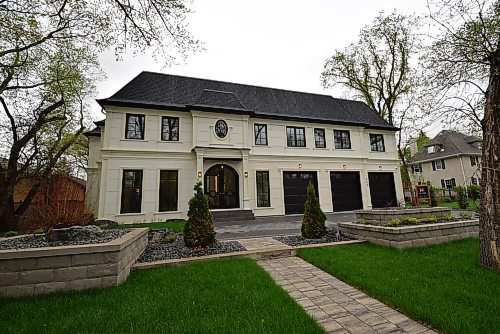 Todd Lewys / Winnipeg Free Press
Situated on a massive well-treed lot, the impeccably designed home offers over 6,300 sq. ft. of beautifully-finished living space.