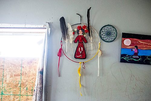 MIKAELA MACKENZIE / WINNIPEG FREE PRESS
 
A photo of Fonassa Bruyere (whose body was discovered in a field northwest Winnipeg in 2007) hangs in a dream catcher at Janet Bruyere&#x573; home on Sagkeeng First Nation on Tuesday, May 23, 2023. For Shelley story.

Winnipeg Free Press 2023.