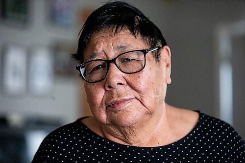 MIKAELA MACKENZIE / WINNIPEG FREE PRESS
 
 Janet Bruyere, grandmother of Fonassa Bruyere (whose body was discovered in a field northwest Winnipeg in 2007), poses for a portrait in her home on Sagkeeng First Nation on Tuesday, May 23, 2023. For Shelley story.

Winnipeg Free Press 2023.