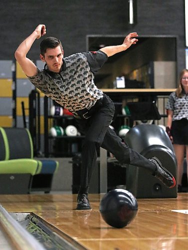 Nolan Derkach didn't throw the ball he wanted with his final shot but he apparently unleashed the one he needed as he dropped enough pins to win bronze in intermediate boys singles at the Canadian Tenpin Federation Youth Championships last weekend in Sault Ste. Marie, Ont. (Perry Bergson/The Brandon Sun)