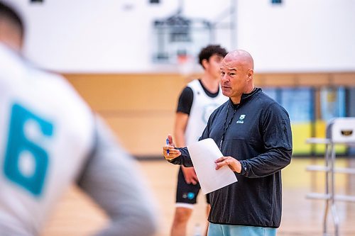 MIKAELA MACKENZIE / WINNIPEG FREE PRESS
 
Coach Mike Taylor at Sea Bears practice at Sport Manitoba on Friday, May 26, 2023.  For Mike Sawatzky story.

Winnipeg Free Press 2023.