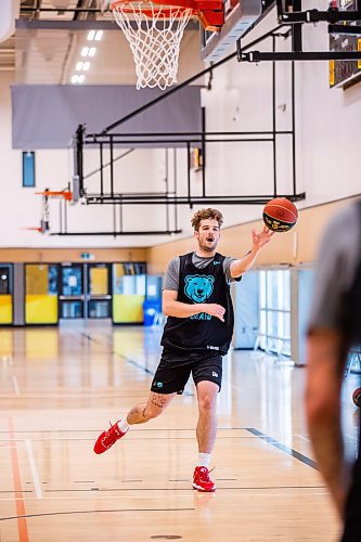 MIKAELA MACKENZIE / WINNIPEG FREE PRESS
 
Player Simon Hildebrandt at Sea Bears practice at Sport Manitoba on Friday, May 26, 2023.  For Mike Sawatzky story.

Winnipeg Free Press 2023.