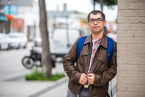 MIKAELA MACKENZIE / WINNIPEG FREE PRESS



Mayoral candidate Christopher Clacio poses for a portrait on Selkirk Avenue in Winnipeg on Thursday, July 28, 2022. He says that the North End neighbourhood inspired him to run for office. For Danielle Da Silva story.

Winnipeg Free Press 2022.