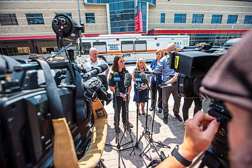 MIKAELA MACKENZIE / WINNIPEG FREE PRESS

Michelle Bessas, platoon chief of paramedic operations at WFPS, speaks to the media outside of the HSC Children&#x573; Hospital (where injured St. John&#x573;-Ravencourt students were taken after a bridge collapsed during a field trip at Fort Gibraltar) on Wednesday, May 31, 2023. For Maggie/Chris/Erik story.
Winnipeg Free Press 2023