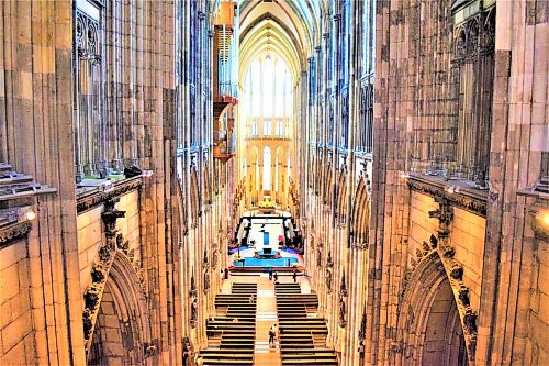 Steve MacNaull / Winnipeg Free Press
A secret passage reveals this view of the gallery of Cologne Cathedral.