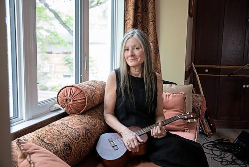 JESSICA LEE / WINNIPEG FREE PRESS

Karen Hammarstrand, a jazz-folk singer songwriter, is photographed at her home June 1, 2023.

Reporter: Alan Small