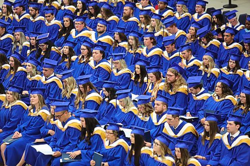 A sea of Brandon University Faculty of Education graduates listen to the opening of convocation ceremonies on Thursday afternoon at the Healthy Living Centre. (Matt Goerzen/The Brandon Sun)