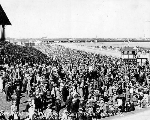 WINNIPEG FREE PRESS ARCHIVES

Opening day of Polo Park Race Track
September 7, 1925