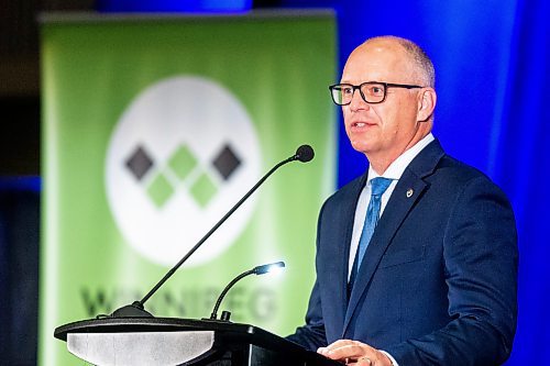 MIKAELA MACKENZIE / WINNIPEG FREE PRESS

Mayor Scott Gillingham speaks at the Mayor's Luncheon for the Arts at the RBC Convention Centre on Thursday, June 1, 2023. For Al Small story.
Winnipeg Free Press 2023