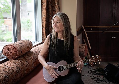 JESSICA LEE / WINNIPEG FREE PRESS

Karen Hammarstrand, a jazz-folk singer songwriter, is photographed at her home June 1, 2023.

Reporter: Alan Small