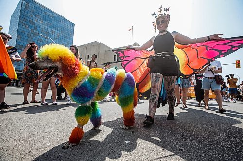 JOHN WOODS / WINNIPEG FREE PRESS
Jaclynne Green and Marty attend the Pride Parade in Winnipeg Sunday, June 4, 2023. 

Re: pindera