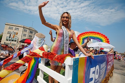 JOHN WOODS / WINNIPEG FREE PRESS
People attend the Pride Parade in Winnipeg Sunday, June 4, 2023. 

Re: pindera