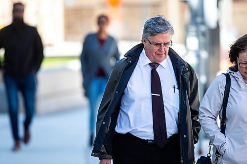 MIKAELA MACKENZIE / WINNIPEG FREE PRESS
 
Dr. Arcel Bissonnette arrives at the Law Courts for the first day of evidence in his trial in Winnipeg on Monday, May 1, 2023. 

Winnipeg Free Press 2023.