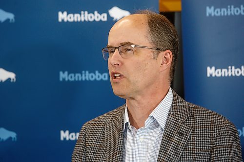 Mike Deal / Winnipeg Free Press
John Pollard, president, Home First Winnipeg, speaks during the opening of a new three-storey micro-suite apartment building at 390 Ross Street.
Manitoba Families Minister Rochelle Squires along with Mayor Scott Gillingham, Mental Health and Community Wellness Minister Janice Morley-Lecomte, John Pollard, president, Home First Winnipeg, and Jason Whitford, president and CEO, End Homelessness Winnipeg announced the opening of a new three-storey micro-suite apartment building, 390 Ross Street, to support people with mental health or addiction issues who are experiencing homelessness or at risk of experiencing homelessness. 
230605 - Monday, June 05, 2023.