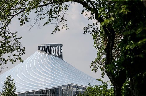 JOHN WOODS / WINNIPEG FREE PRESS
The roof of the new $130-million garden is faulty and is undergoing repairs Tuesday, June 6, 2023. Butterflies are escaping. They&#x2019;ve been removed and stored in another facility at the zoo.

Re: rollason