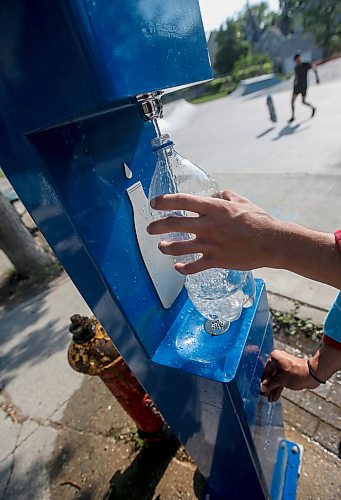 JOHN WOODS / WINNIPEG FREE PRESS
The city has installed a water station at the Broadway Neighbourhood Centre Tuesday, June 6, 2023. 

Re: kitching