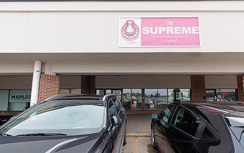 Mike Deal / Winnipeg Free Press
Raquel Ferrer and Maricris Santos recently purchased The Supreme Ice Cream Shoppe at at 1295 Jefferson Avenue.
See Gabby story
230607 - Wednesday, June 07, 2023.