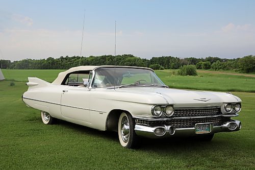 Elwin and Elaine Kettner's 1959 Cadillac 2-door convertible sits in a park near their home northwest of Brandon on Thursday. (Michele McDougall/The Brandon Sun) 