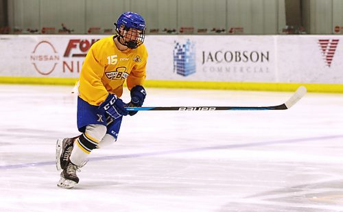 Knox Bendera, whose father Terry played in the WHL, had 14 goals, 27 assists and 20 penalty minutes in 26 games with the Northern Alberta Xtreme U15 prep team, with two points in three callups to the U17 club. (Perry Bergson/The Brandon Sun)