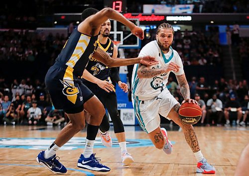 JOHN WOODS / WINNIPEG FREE PRESS
Winnipeg Sea Bears&#x2019; Teddy Allen (8) drives past Edmonton Stingers in first half CEBL action in Winnipeg, Monday, June 12, 2023. 

Reporter: sawatzki