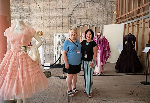 JESSICA LEE / WINNIPEG FREE PRESS

Volunteers Debra Akister (left) and Barb Howie pose for a photo at the Costume Museum of Canada June 13, 2023.

Reporter: Aaron Epp