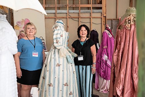 JESSICA LEE / WINNIPEG FREE PRESS

Volunteers Debra Akister (left) and Barb Howie pose for a photo at the Costume Museum of Canada June 13, 2023.

Reporter: Aaron Epp