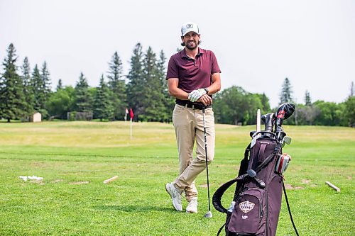 MIKAELA MACKENZIE / WINNIPEG FREE PRESS


Jordy Lutz, one of the organizers for the Prairie Scratch Tour, practices on the driving range at Elmhurst Golf &amp; Country Club on Tuesday, June 13, 2023. For Josh story.
Winnipeg Free Press 2023