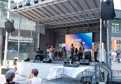 Mike Thiessen / Winnipeg Free Press 
Dr. Henry Jazz Band performing at the Winnipeg Chamber of Commerce&#x2019;s 150th anniversary celebration at True North Square. 230613 &#x2013; Tuesday, June 13, 2023