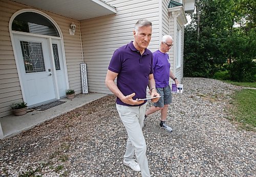 JOHN WOODS / WINNIPEG FREE PRESS
Maxime Bernier, leader of the People&#x2019;s Party of Canada (PPC), left, canvasses residents in Roland, Manitoba, Tuesday, June 13, 2023. Bernier is running in the Portage-Lisgar by-election.

Reporter: sanders