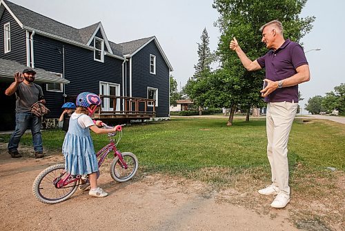 JOHN WOODS / WINNIPEG FREE PRESS
Maxime Bernier, leader of the People&#x2019;s Party of Canada (PPC), speaks to Jacob Wall as he canvasses residents in Roland, Manitoba, Tuesday, June 13, 2023. Bernier is running in the Portage-Lisgar by-election.

Reporter: sanders