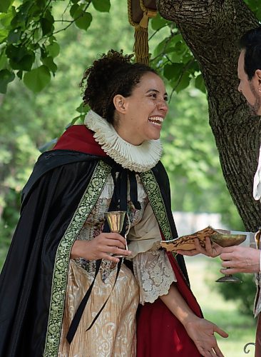 Mike Thiessen / Winnipeg Free Press 
Jessica B. Hill (left) stars in The Dark Lady, a show Hill wrote about Emilia Bassano, a real person and writer who is believed to be the &#x201c;dark lady&#x201d; Shakespeare wrote about in his sonnets. For Ben Waldman. 230614 &#x2013; Wednesday, June 14, 2023