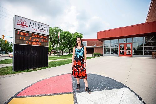 MIKAELA MACKENZIE / WINNIPEG FREE PRESS
Glenlawn principal Dionne Potapinski is an advocate of ‘progressive assessment.’