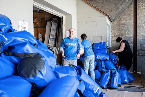 JESSICA LEE / WINNIPEG FREE PRESS

Mayor Scott Gillingham is photographed June 20, 2023 at a community volunteering event in the Exchange District for ZacPac. About 40 volunteers gathered to make ZacPacs, which are filled with survival gear for those experiencing homelessness.

Reporter: Cierra