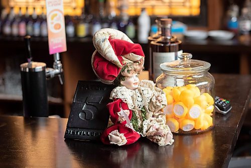 Mike Thiessen / Winnipeg Free Press 
D&#xe9;cor at the Patent 5 Distillery bar. Patent 5 Distillery, located in the Exchange District, is releasing a new whisky, likely for this weekend&#x2019;s Uncorked event. For Ben Sigurdson. 230621 &#x2013; Wednesday, June 21, 2023