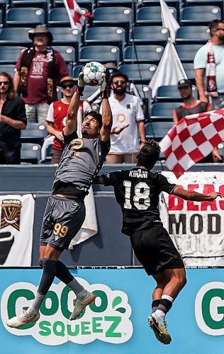 JOHN WOODS / WINNIPEG FREE PRESS
Valour FC goalkeeper Rayane-Yuba Yesli (99) goes up for the cross against Vancouver FC&#x2019;s Ameer Ala'a Khadim Kinani (18) during first half Canadian Premier League action in Winnipeg Sunday, June 25, 2023. 

Reporter: ?