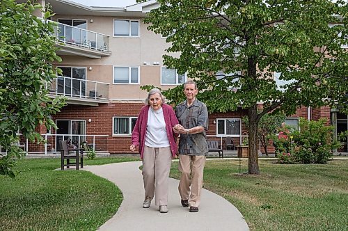 JESSICA LEE / WINNIPEG FREE PRESS

Rev. Gordon Hendrickson (right) is photographed with his wife Grace at the retirement complex where they live on June 28, 2023.

Reporter: Brenda Suderman