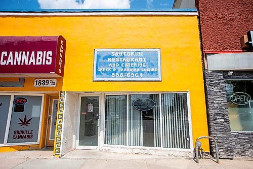 MIKAELA MACKENZIE / WINNIPEG FREE PRESS

Santorini Restaurant &amp; Catering (which is closing today) on Portage on Friday, June 30, 2023. For Gabby Piche story.
Winnipeg Free Press 2023.