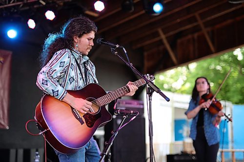 30062023
Mitchell Makoons performs at Dauphin&#x2019;s Countryfest 2023 on a hot Friday afternoon.
(Tim Smith/The Brandon Sun)
*for kyle story