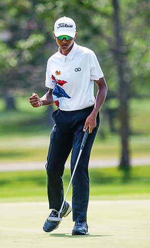 JOHN WOODS / WINNIPEG FREE PRESS
Teerawat Boonseeor celebrates a putt at the Manitoba Junior Golf Championships in Teulon Monday, July 3, 2023. 

Reporter: donald