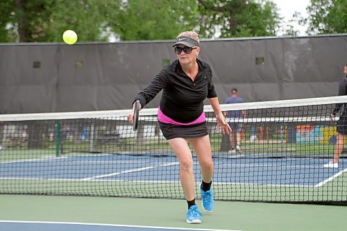 Christine Curtis hits a backhand during a Tuesday morning pickleball game at Stanley Park. (Thomas Friesen/The Brandon Sun)