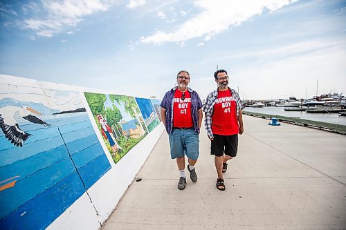 MIKAELA MACKENZIE / WINNIPEG FREE PRESS

Art Zuke (left) and Kerry Seabrook at the pier in Gimli on Monday, July 3, 2023. For Jen story.
Winnipeg Free Press 2023.