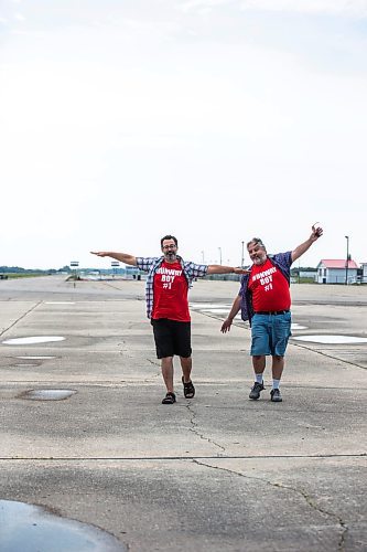 MIKAELA MACKENZIE / WINNIPEG FREE PRESS

Kerry Seabrook (left) and Art Zuke at the drag strip in Gimli on Monday, July 3, 2023. For Jen story.
Winnipeg Free Press 2023.