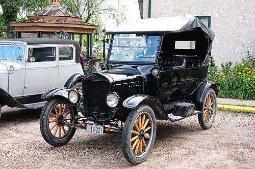 Winnipeg's Don Wadge's 1923 Ford Model T four-door Touring soft-top at the Daly House Museum on Wednesday. (Michele McDougall/The Brandon Sun)  