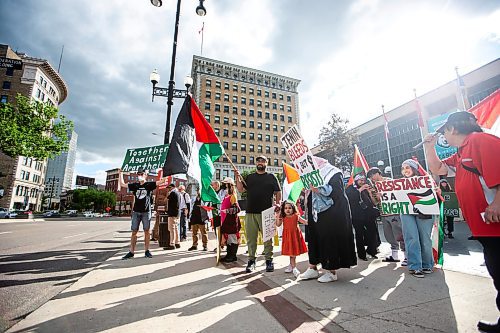 MIKAELA MACKENZIE / WINNIPEG FREE PRESS

A rally denouncing the Israeli military invasion of Jenin takes place at City Hall in Winnipeg on Wednesday, July 5, 2023.  Standup.
Winnipeg Free Press 2023.