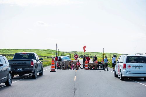 MIKAELA MACKENZIE / WINNIPEG FREE PRESS

A blockade closes off Brady Landfill after the province announced that they will not be funding a landfill search for the murdered women on Thursday, July 6, 2023.  For Chris Kitching story.
Winnipeg Free Press 2023.