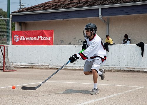 JESSICA LEE / WINNIPEG FREE PRESS

Manto Sipi Cree Nation Icebreakers player John Spence Jr.,17, is photographed during a game against a team from Barren River July 8, 2023 at Norberry-Glenlee Community Centre for the Indigenous Vitality Ball Hockey Tournament. The tournament brought in several teams over the weekend to play against each other.

Reporter: Joshua Frey-Sam